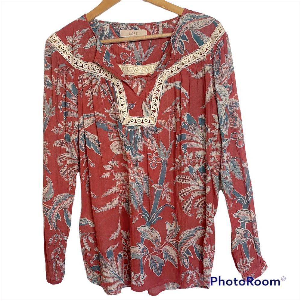 Ann Taylor Loft flowy floral bohemian blouse | top
